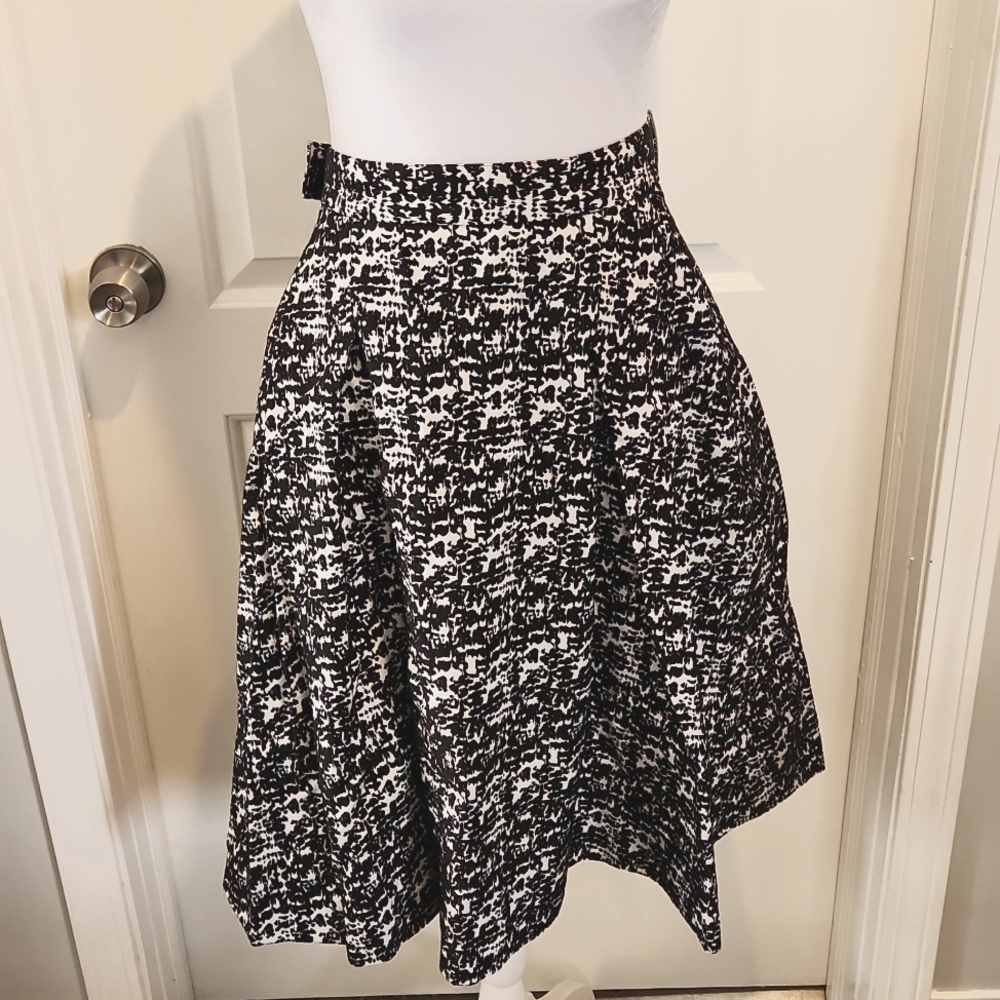 H&M Women's Skirt Size 8